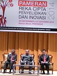 Menyediakan tempat pertandingan mengikut senarai semak peralatan oleh pengelola 2. Mantan Pm Malasyia Buka Pameran Reka Cipta Dan Inovasi 2014