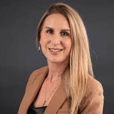 Jessica Roesch's Instagram, Twitter & Facebook