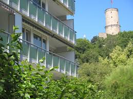 Ihr partner für immobilienversteigerungenaz agentur für zwangsversteigerungsinformationen gmbh. 2 Zimmer Wohnung Zu Vermieten Winterstr 3 53177 Bonn Bad Godesberg Mapio Net