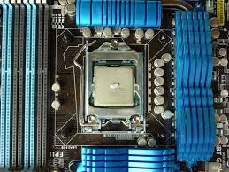 Replacing Thermal Paste | Techblog | Computeruniverse