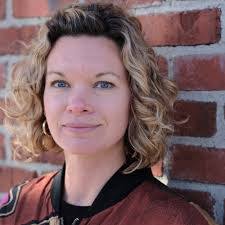 Lisa Blackmore's Instagram, Twitter & Facebook