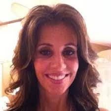 Lisa Capizzi's Instagram, Twitter & Facebook