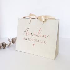 Personalised Cream Bridesmaid Gift Bag Personalised Wedding Etsy In 2021 Personalized Wedding Gifts Wedding Gift Bags Bridesmaid Gift Bags