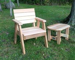 Horizontal Cedar Slats Chair W Arm Rests Hillsfield Collection Pallet Furniture Outdoor Rustic Outdoor Furniture Pallet Outdoor
