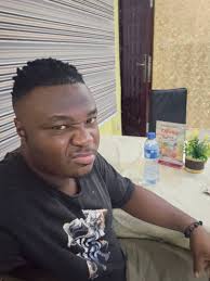 Create a trendy video status with your favorite photos, and also get a lot  of video status with great animations. Download it: https://bit.ly/2SocDKE  Amazing app