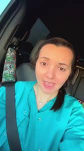 Sara Nix's Instagram, Twitter & Facebook