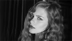 Sara Truman's Instagram, Twitter & Facebook