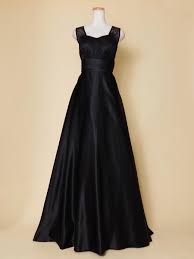 エンパイアラインのレーストップが大人っぽい袖付ブラックカラー演奏会ドレス｜ドレスルームアミ