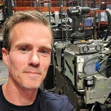 Ralph Dahlgren's Instagram, Twitter & Facebook