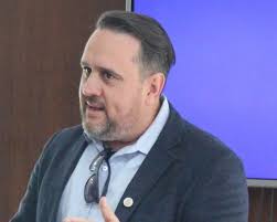 Palmital e Boa Ventura recebem veículos