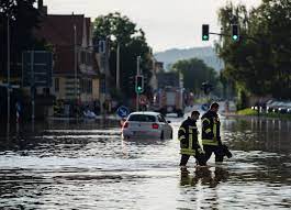 Hochwasser land unter auch in sachsen und bayern. Ewqvrq1a Feclm