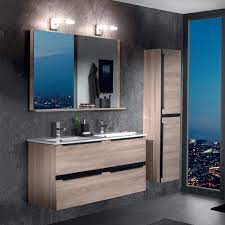 Optez pour une double vasque ! Salle De Bains Helma Avec Double Vasque Blanche