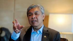 Umno president ahmad zahid hamidi says the revelations are very serious as they involve political interference and corruption in key institutions. Saya Tidak Akan Letak Jawatan Zahid Hamidi Isu Semasa Semasa Forum Cari Infonet