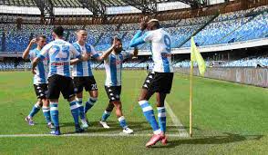 Il ritorno dei nostri tifosi allo stadio». Amichevoli Napoli Bassa Anaunia E Pro Vercelli Chi Sono E Dove Giocano