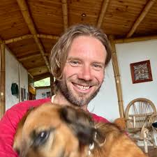 Sorry martin...but....this uncanny....