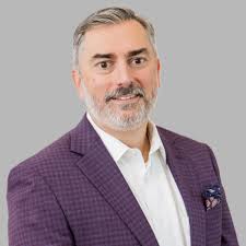 RE/MAX Signature Roster