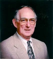 Elma Dean's Instagram, Twitter & Facebook