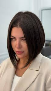 Bob cut, um corte que nunca sai de cena!, Moderno, leve e cheio de  atitude., O que acharam desse corte ? 😍💬👇🏼, #corte #hair #bobcut #salao  #salaodebeleza