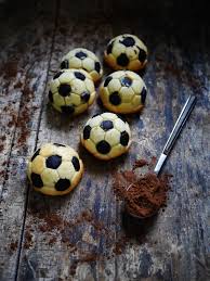 Recette Tupperware Petits Gateaux En Forme De Ballon De Foot