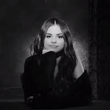 Pin On Selena Gomez