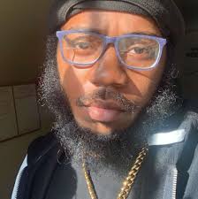 😂IF YOU WANT MORE LAUGHS SUBMIT YOUR EMAIL TO KNOW WHEN I'M PERFORMING  STAND-UP IN YOUR CITY: https://www.justinhires.com