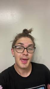 I identify as stunning💅💗 #makeup #lgbt #lgbtq #gay #longervideos #1min  #foryou #fyp #treatyourself #makeuptutorial #artistsoftiktok #weekendvibes  #lipgloss