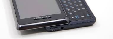 Motorola a956 droid 2 verizon global android smartphone dk blue wifi 3g grade c. Motorola Droid 2 Review Rebooting The Droid