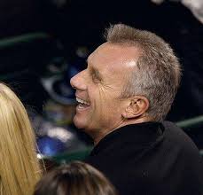 Attorney: Joe Montana hurt in accident, can't appear before Santa Clara  council