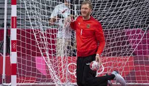 Marcel schiller darf sich freuen, sebastian heymann muss dagegen auf die zukunft. Olympia Deutsche Handballer Verlieren Knapp Gegen Europameister Spanien