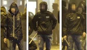 A wrongfully expelled harvard undergrad moves to london, where he is introduced to the violent underworld of football hooliganism. Fangewalt Vier Fcz Hooligans Wegen Internet Pranger Identifiziert