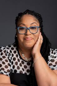 Bridget Robinson's Instagram, Twitter & Facebook