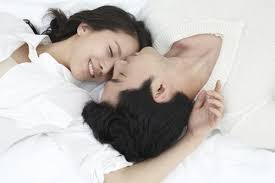 This doesn't mean you're avoiding the bigger issue, it means you're reconnecting as a couple. How To Stop Fighting With Your Girlfriend And Start Making Up Paging Dr Nerdlove