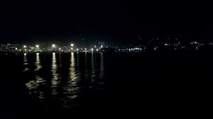 Life and livelihoods pada tanggal 8 juni. Suasana Pelabuhan Yos Sudarso Dan Kota Ambon Di Malam Hari Dari Laut Youtube