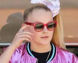 This information about her height sent people (myself included) into a tizzy. Jojo Siwa Net Worth 2021 Bio Career Height The Frisky