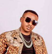 Kenken Kwa by Takyi Kay: Listen