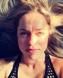 Caroline Sweet's Instagram, Twitter & Facebook