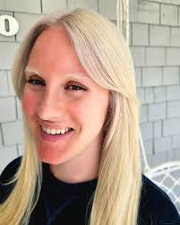 Life's to short to have boring hair 🔥🔥🔥 #abbyrosehair #tacomacolorist  #tacomahairstylist #redviolethair #kmcolorme