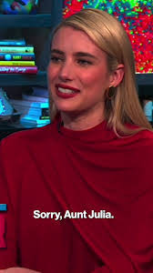 Julia Kyle's Instagram, Twitter & Facebook