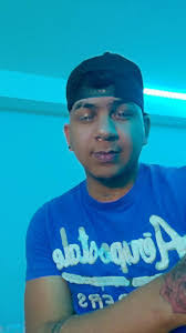 Efrain Vargas's Instagram, Twitter & Facebook