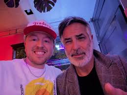 Side quest to Sur in West Hollywood. Made some new friends and ended up  DJing thanks to @venus_goddessmermaid and @gzsur. Also went to Tom Tom,  Pump, and Craig's. Rode home in an