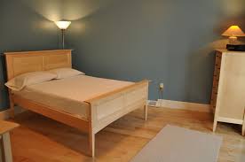 Maple Shaker Furniture Accented By Blue Gray Walls Minimalist Clean Decor Furniture Contemporary Bedroom Furniture Furniture Decor