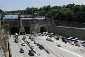 photos bus accident in the lincoln tunnel abc7 new york abc7 new york