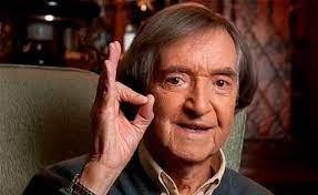 Carlitos balá is an argentine actor who specializes in children's entertainment. Carlitos Bala Fue Tendencia En Twitter Tras La Muerte De Felipe De Edimburgo Por Que