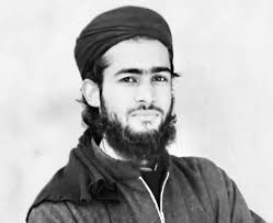 Insha Farooq Daughter Of Farooq Ahmad Dar From Hudapora Khaitagan Baramulla  Completed Hafiz Quran In 5 Months