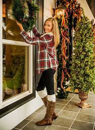 17 Cute Holiday Outfits For Teenage Girls To Try This Season Fall Winter Fashion Outfits Christmas Outfit Casual Winter Fashion Outfits