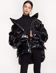 Black Shiny Oversize Puffy Jacket With Hood And Zip Bottom Made By Us100 Polyester With Down Lininglength Puffy Jacket Outfit Puffer Jacket Outfit Puffy Coat