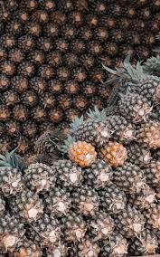 30 Of The Sweetest Desktop And Smartphone Pineapple Wallpapers Inspirationfeed Fruit Picture Cute Pineapple Wallpaper Fruit