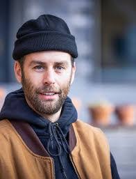 Tom Lilley's Instagram, Twitter & Facebook