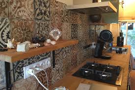 Vous êtes sûr d'y trouver votre bonheur. Carrelage Pres De Cavaillon Et Parquet Cera Provence