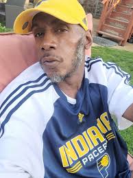 C'mon St Louis! Go Goldy, Go!!!